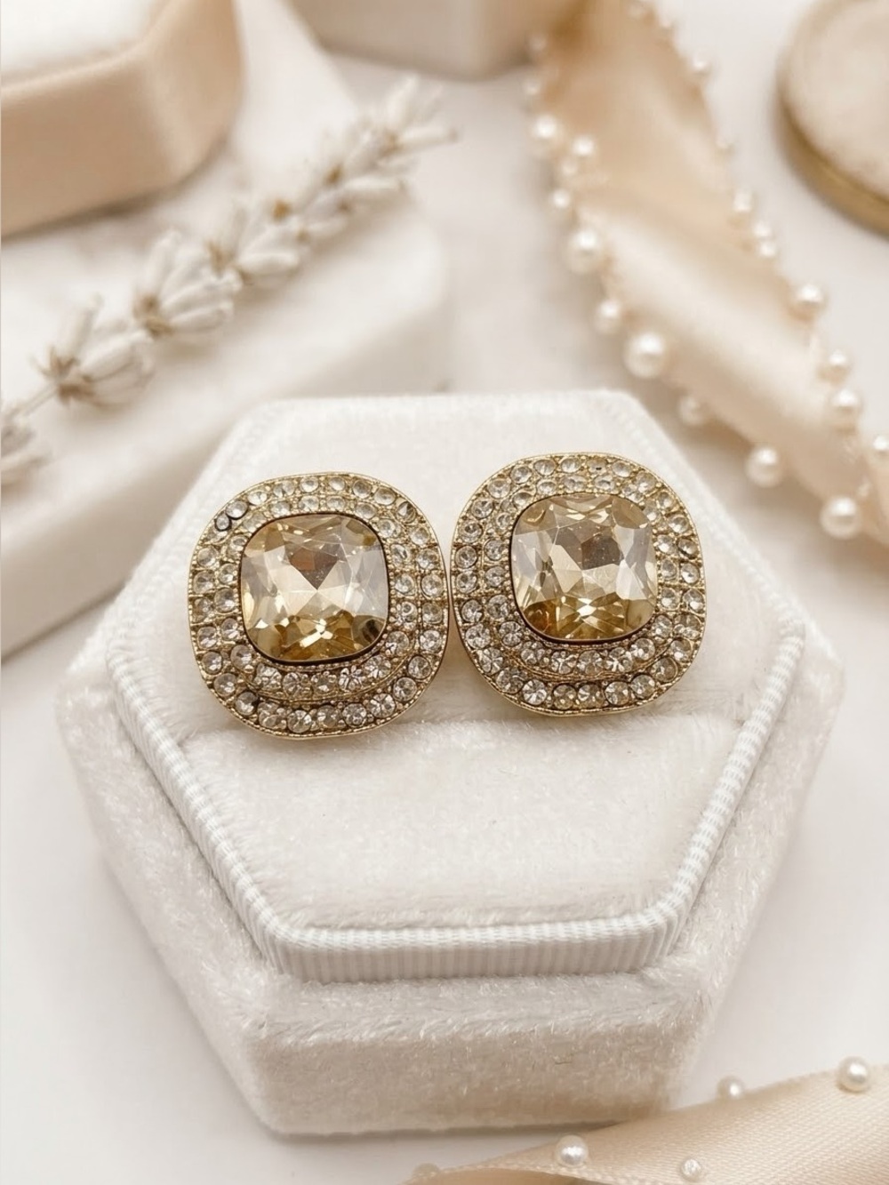 Vintage Champagne Crystal Halo Earrings | Gold Tone Rhinestone Studs